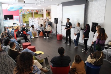 PEN America hosts its first-ever Freedom to Learn Student Summit for high school students in Northern California at the Mix at Main. This unique day of thematic workshops and activities led by PEN America student leaders and staff, help equip students with the knowledge and skills necessary to combat book banning and educational censorship to preserve the freedoms to read and learn in their schools, libraries and communities across the region and beyond.